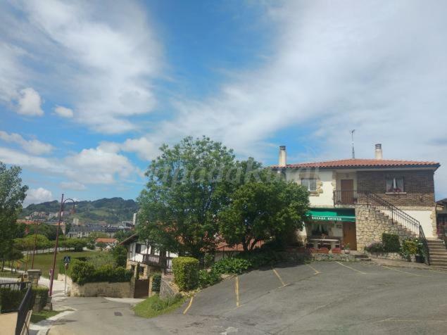 Agerre Goikoa Agroturismo Zarautz Bagian luar foto